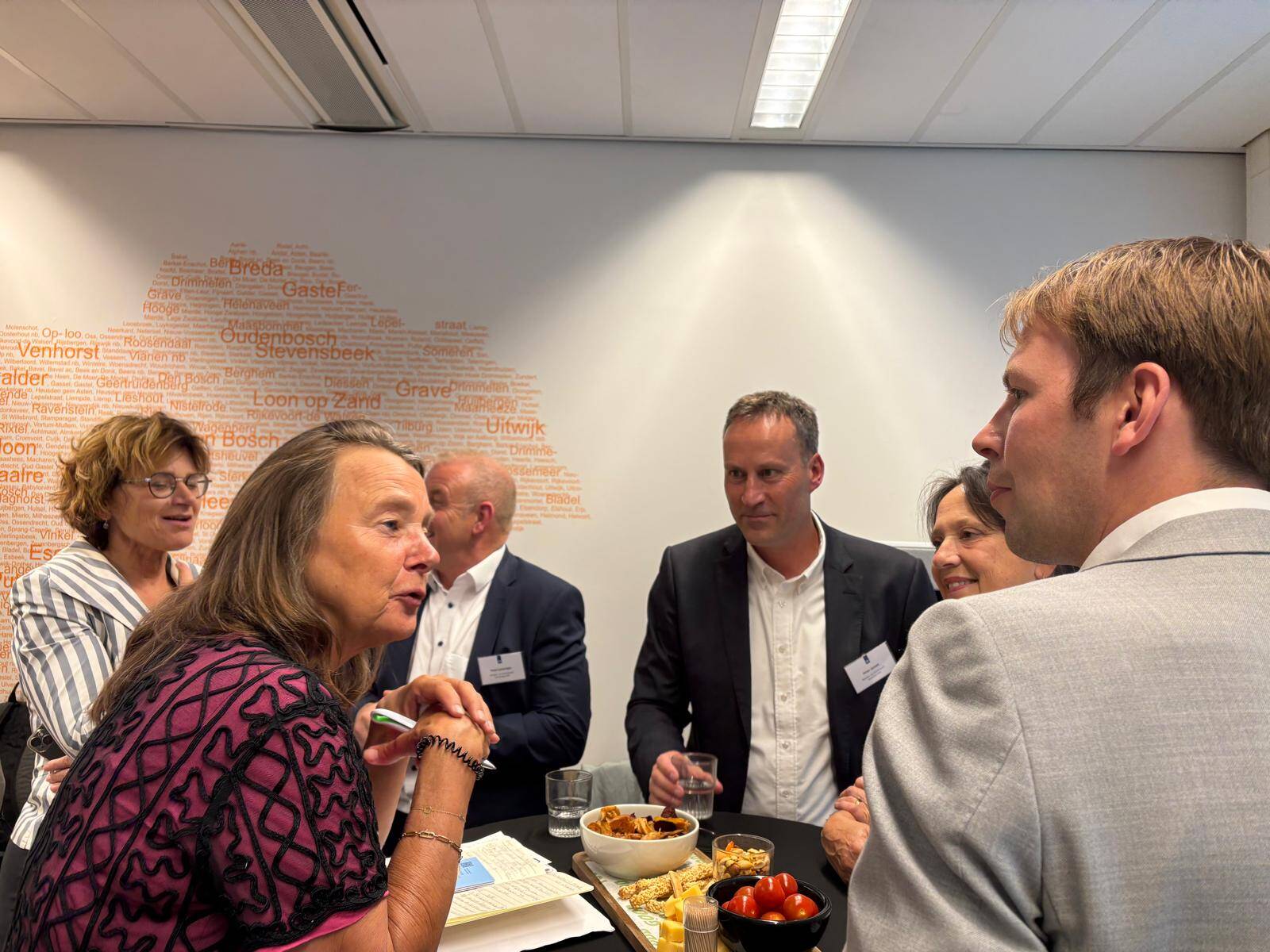 De onderwerpen waren door de Kamerleden aangedragen