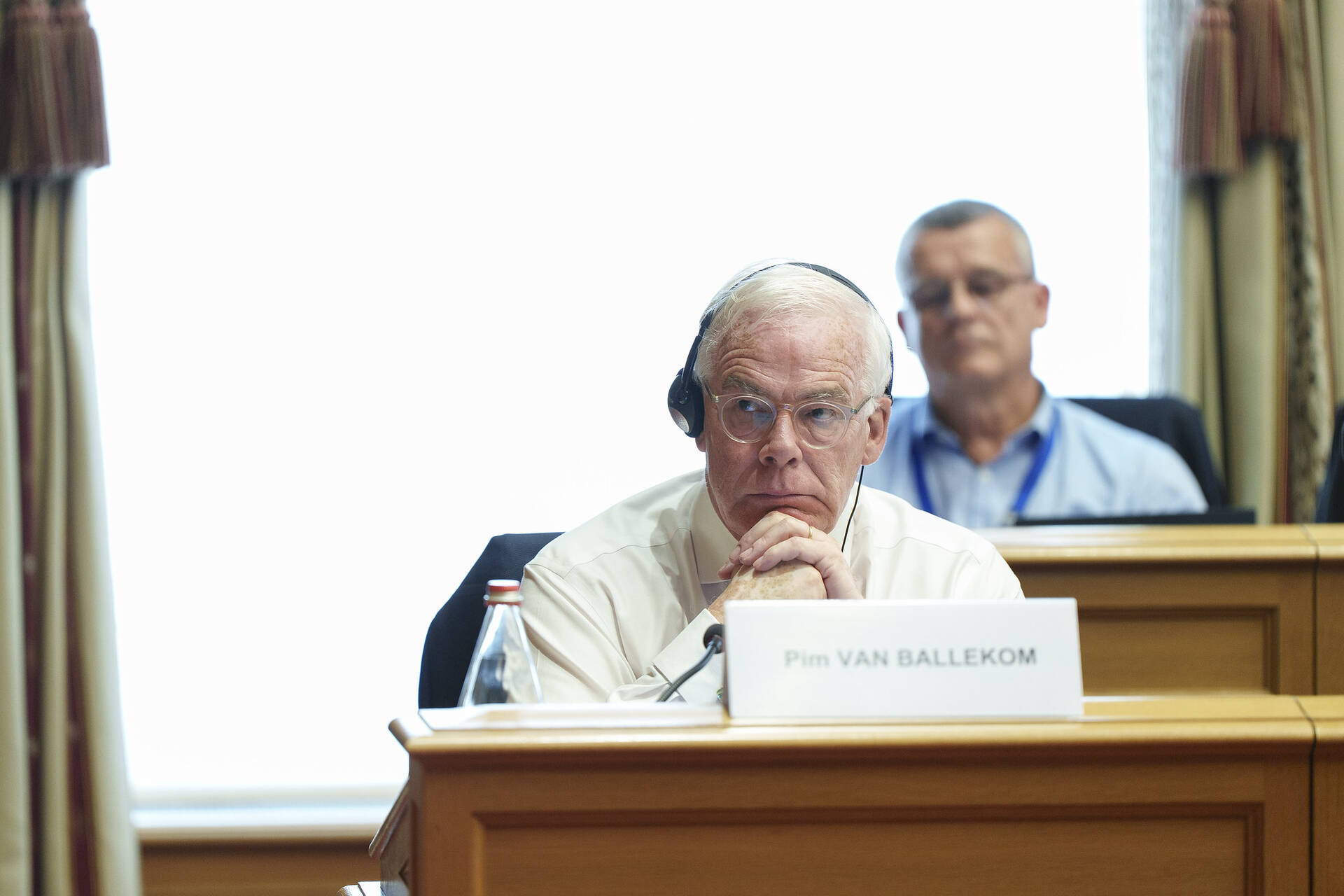 Senator Van Ballekom (VVD)