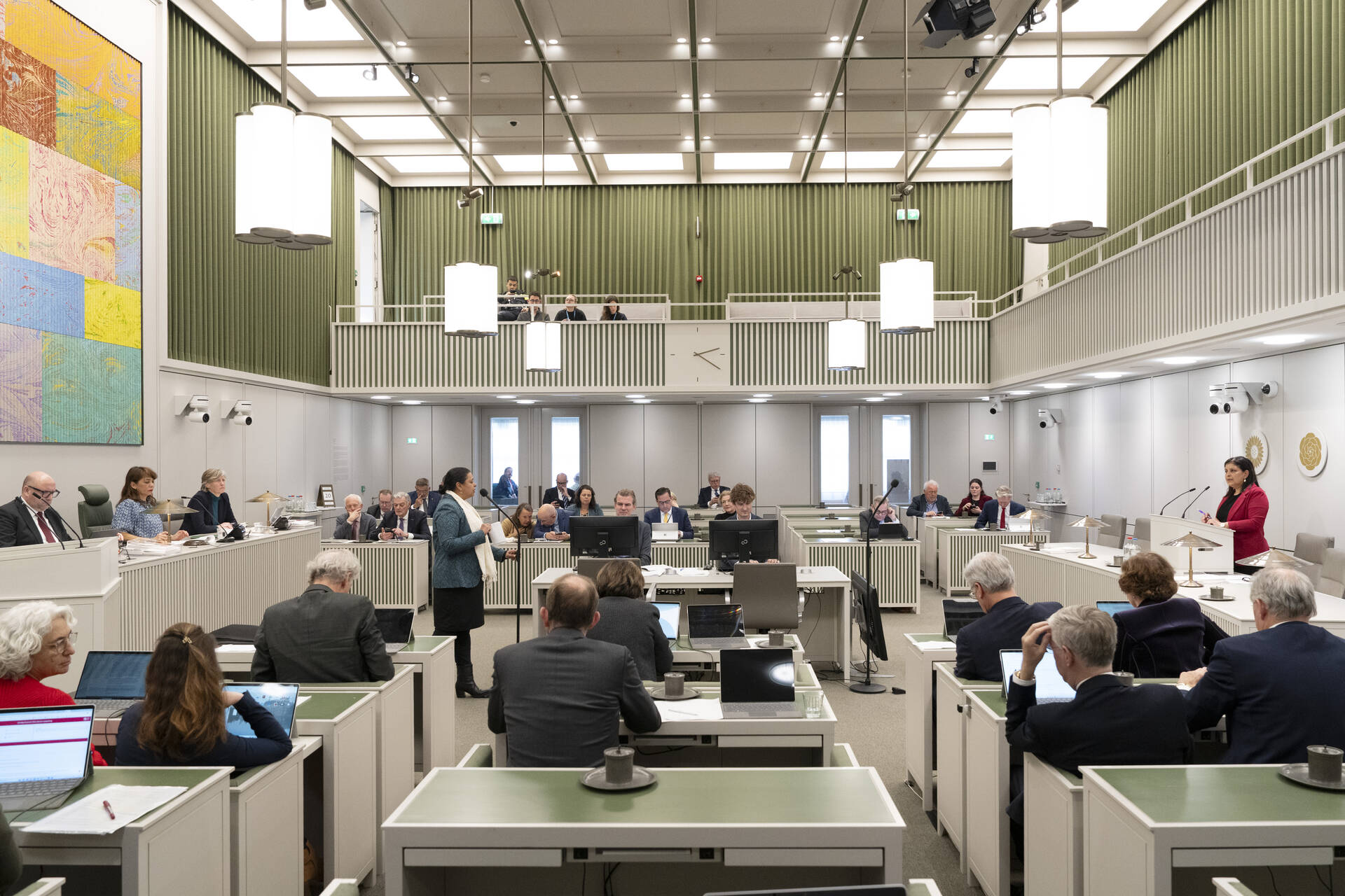 De plenaire zaal tijdens het debat
